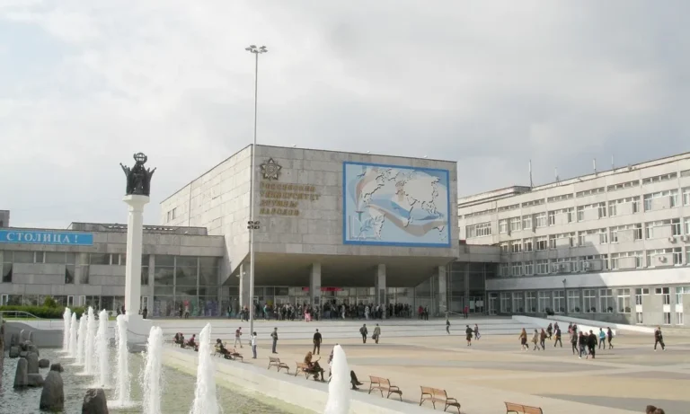 Top 10 ngành học tốt nhất tại Đại học Hữu nghị Nhân dân Nga (RUDN)