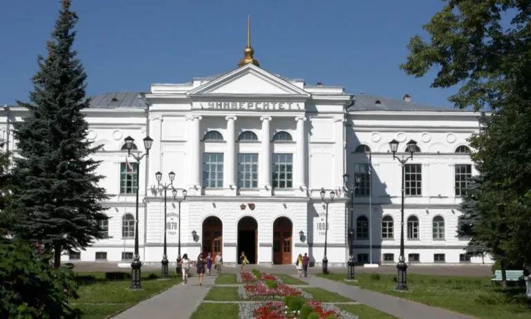 Top 10 ngành học tốt nhất tại Đại học Quốc gia Tomsk