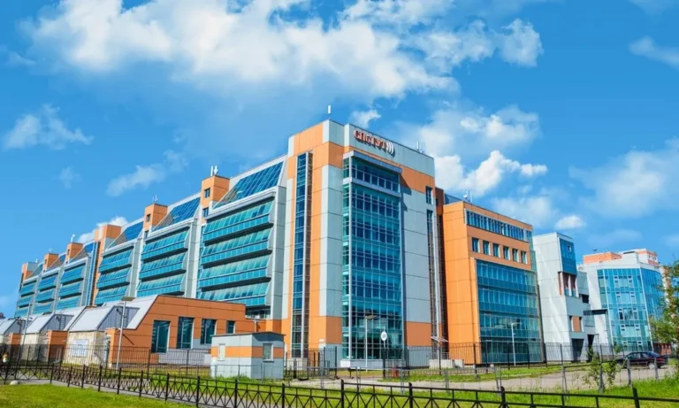 Top 10 ngành học tốt nhất tại Đại học Viễn thông Saint Petersburg